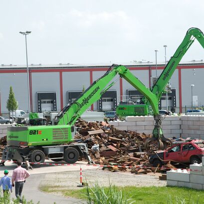 SENNEBOGEN Academy - Realistic practice ranges on our demonstration grounds